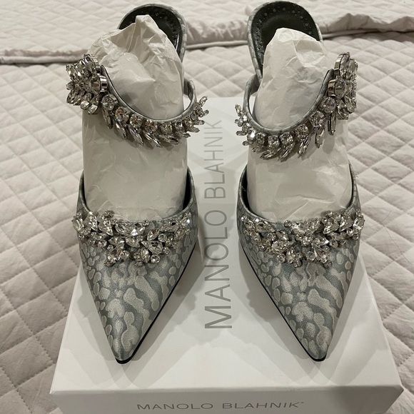 Manolo Blahnik Shoes - Manolo Blahnik Lurum Pump Sz 38.5